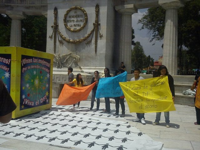 Celebracion 3er aniversario de la sentencia de la SCJN por la costitucionalidad de las reformas legales que despenalizan la ILE en el DF hasta la 12a semana de gestación